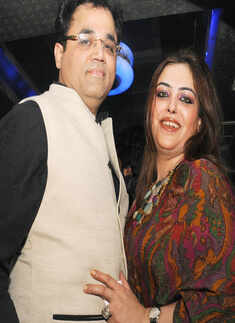 Socialites party @ Peppers