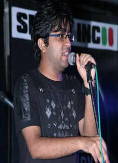 Band Gunzooloo Collective performs