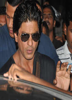 SRK discharged after shoulder surgery 