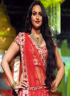 Here's wishing Sonaksh Sinha Photogallery - Times of India