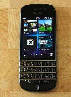 BlackBerry Q10 launched in India
