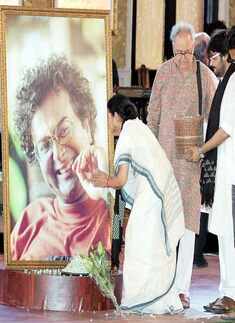 Condolence meeting for Rituparno