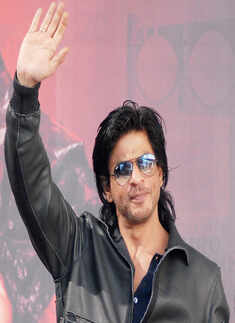 SRK voted India's most popular father