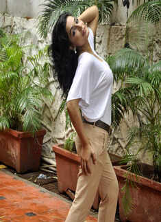 Meera promotes Bhadaas