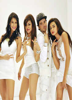 Zaalim Dilli: On the sets