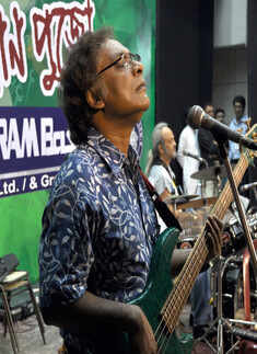 Gearing up for the Pujas 