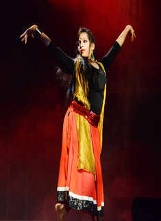 Jesting with mythology