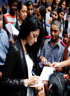 Miss Earth '13: Sobhita Dhulipala