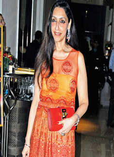 Say cheers to the good life! 