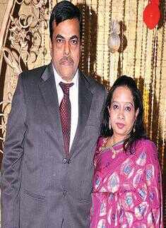 Sunita, Gopal Goyal's 25th wedding anniversary