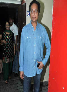 Ramaiya Vastavaiya: Screening