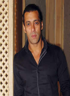 Salman dons Angel & Devil avatar!