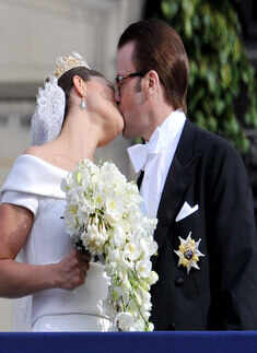 Most Iconic Royal Kisses