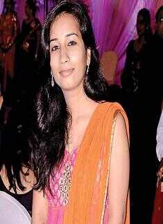 Vijay, Shruti's reception party