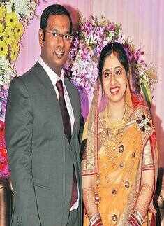 Vijay, Shruti's reception party