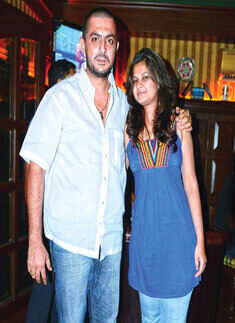 Calling B'wood song lovers