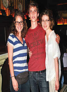 Pub in Chennai hosts weekend party