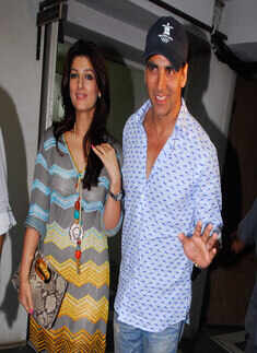 Akshay, Twinkle to be prosecuted for obscenity
