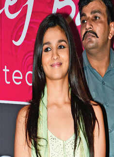 Alia's a pretty girl-next-door