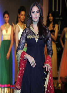 IIJW '13: Auro Gold