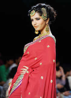 IIJW'13: Laxmi Jewels