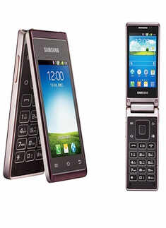 Samsung launches flip phone