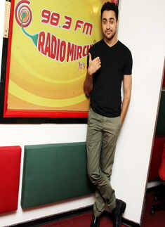 Imran at Radio Mirchi