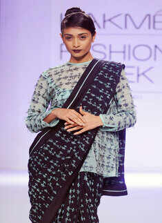 LFW'13: Shikha & Vinita