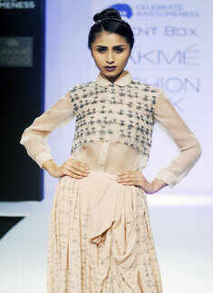 LFW'13: Shikha & Vinita
