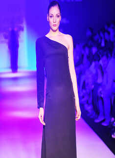 LFW'13: Drvv
