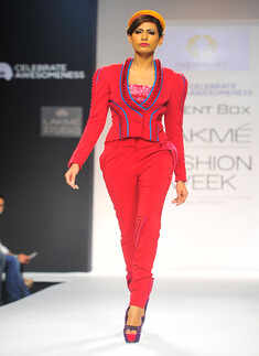 LFW'13: Riddhi & Siddhi