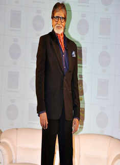 Big B @ KBC press meet