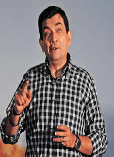 Sanjeev Kapoor at a cookery show