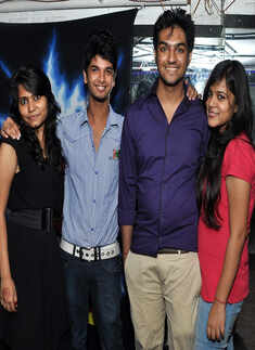 Don't stop the music @ Basement