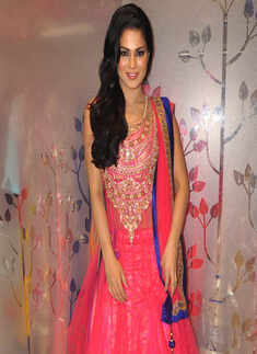 Veena @ Rabhya store launch