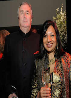 Desi beauties fall for firang