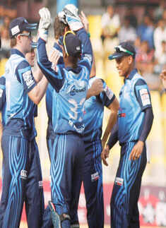 CL T20: T&T stays alive; Sunrisers out