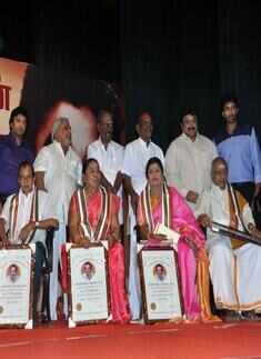 Stars pay tribute to Sivaji Ganesan