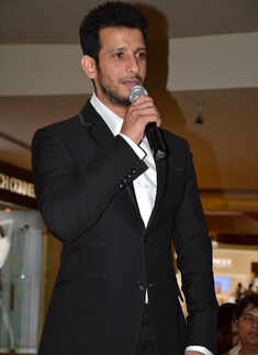 Sharman, Javed promote WCNY