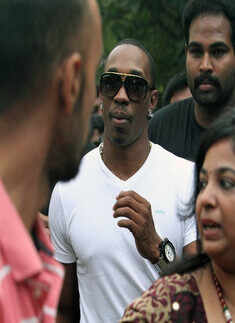Cricketer Bravo at ULA press meet