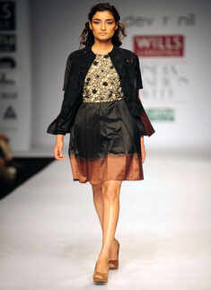 WIFW '13: Day 3: Dev r Nil