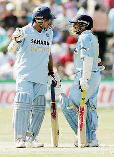 India v/s Aus IVth ODI