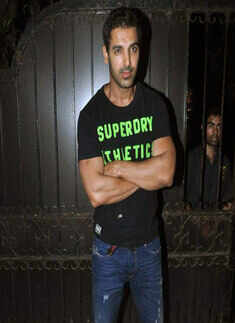 John drives his Lamborghini Gallardo