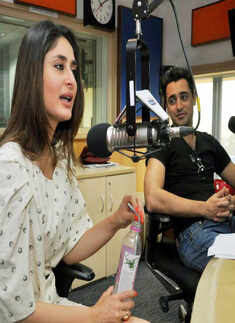 Bebo, Imran promote movie on radio