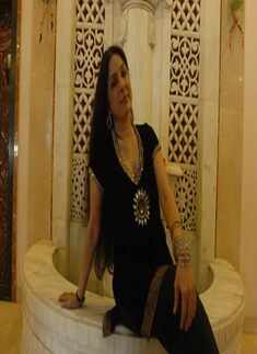 Neena Gupta for Jigar me badi aag hai