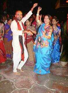 Landmark's Dandia bash