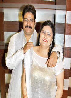 Sanjiv-Geetika's wedding anniversary