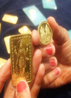 India celebrates Dhanteras