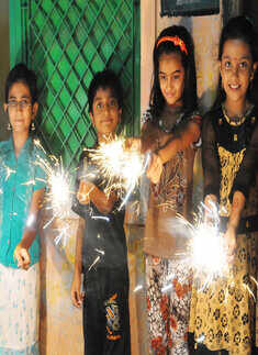 Diwali Fever Grips India