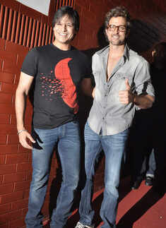 Krrish 3 promotion @ multiplexes
